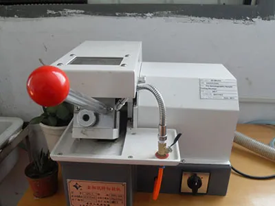 Metallographic Sample Cutting Machine
