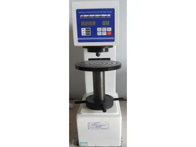 Vickers Hardness Machine